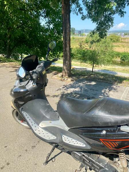 Sprint Grizzy 125