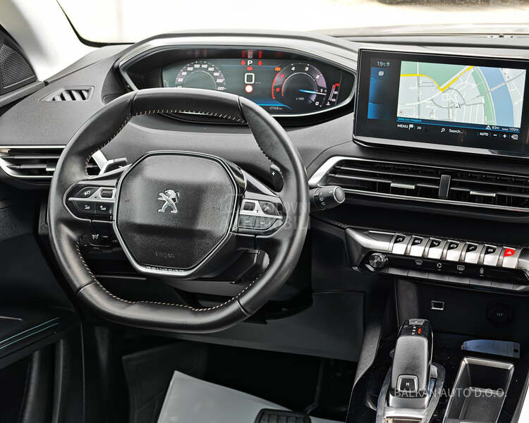 Peugeot 5008 1.5 HDI/ALLURE/AUT