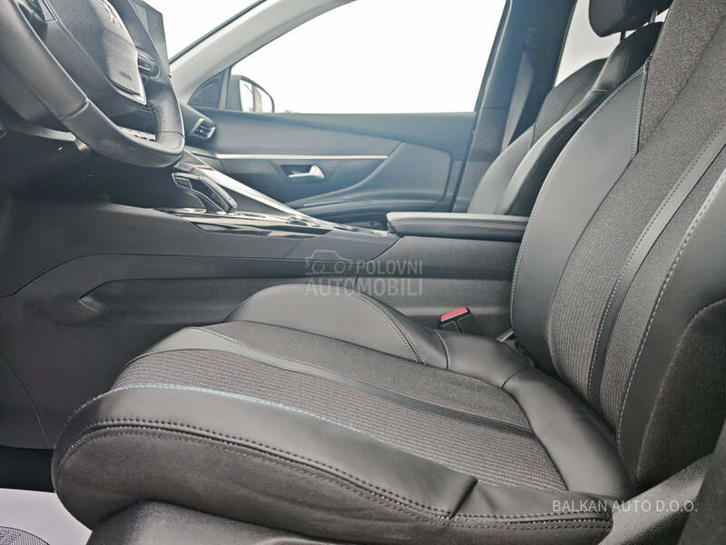 Peugeot 5008 1.5 HDI/ALLURE/AUT
