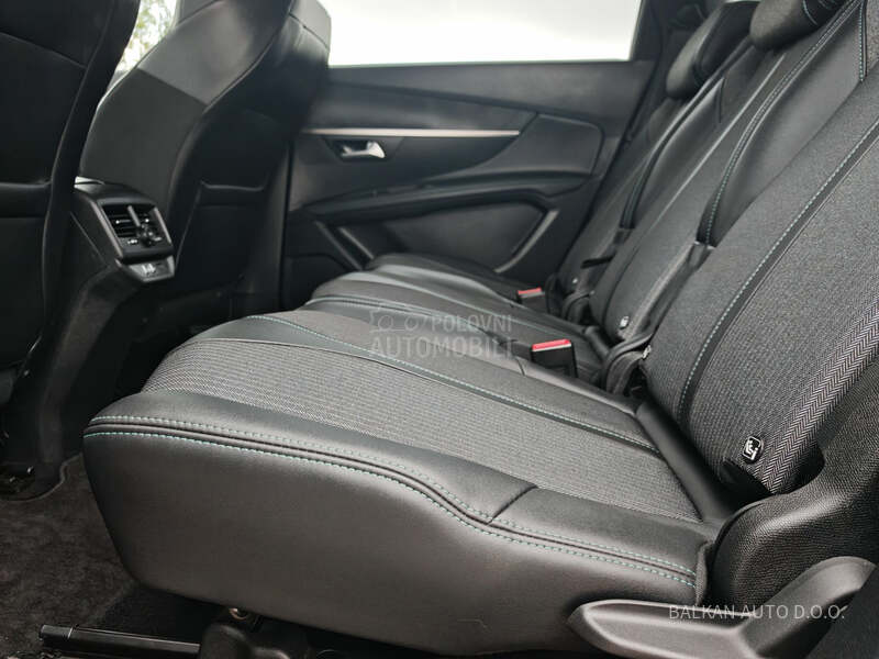 Peugeot 5008 1.5 HDI/ALLURE/AUT