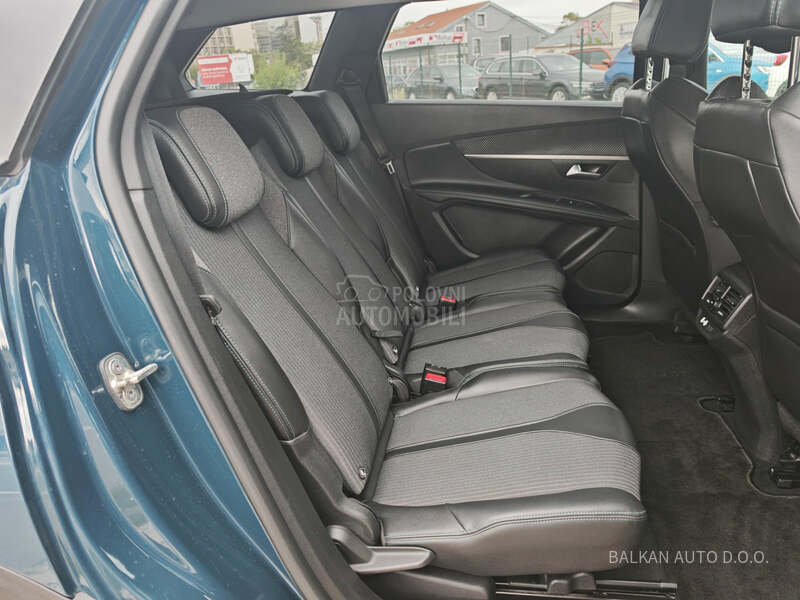 Peugeot 5008 1.5 HDI/ALLURE/AUT