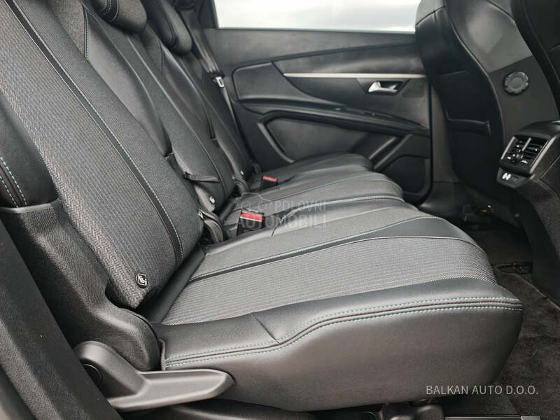 Peugeot 5008 1.5 HDI/ALLURE/AUT