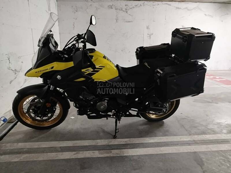 Suzuki V strom