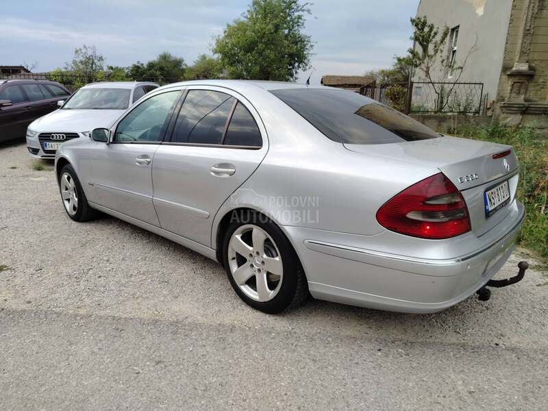 Mercedes Benz E 220 ITNO