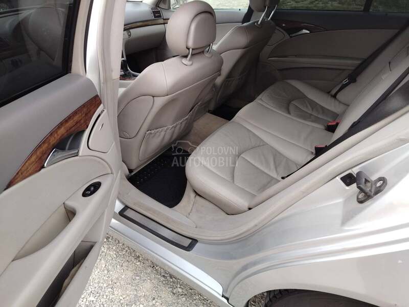 Mercedes Benz E 220 ITNO
