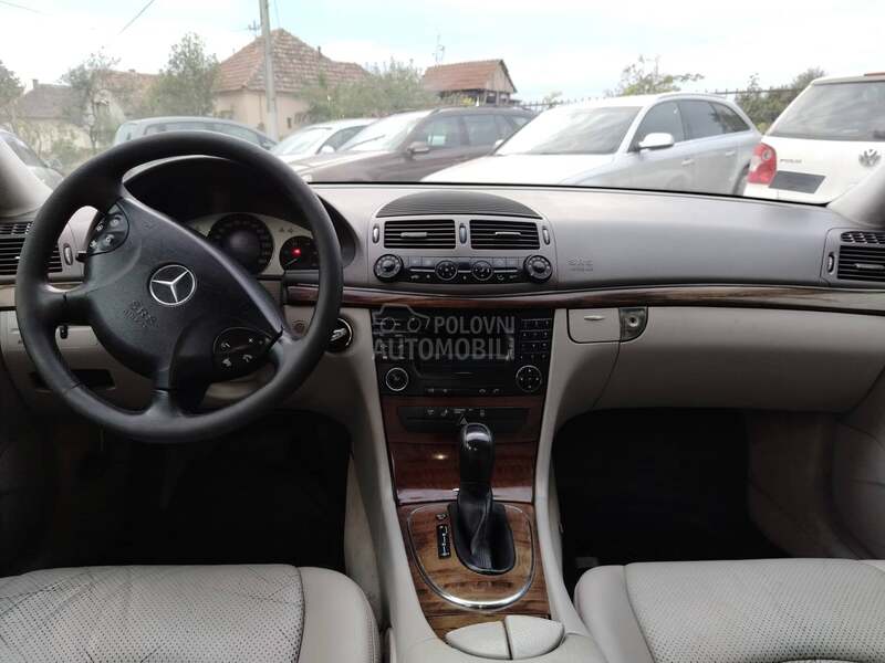 Mercedes Benz E 220 ITNO