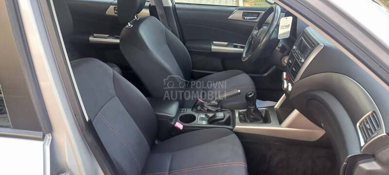 Subaru Forester 20 B