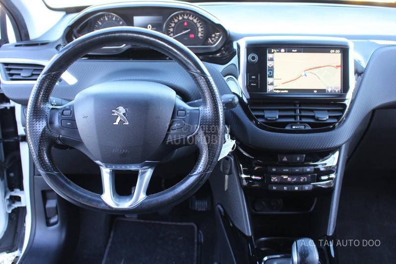 Peugeot 2008 1.2 110 CROSSWAY