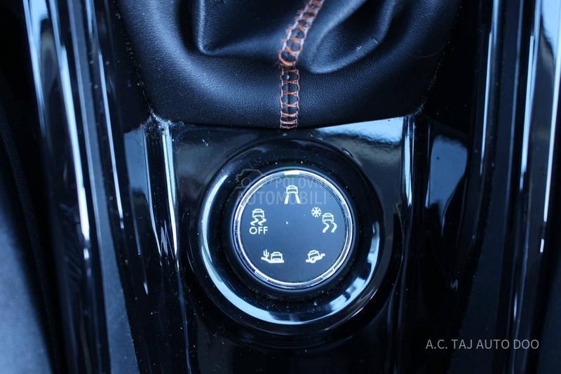 Peugeot 2008 1.2 110 CROSSWAY