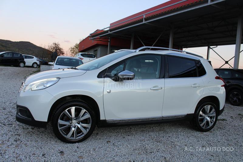 Peugeot 2008 1.2 110 CROSSWAY