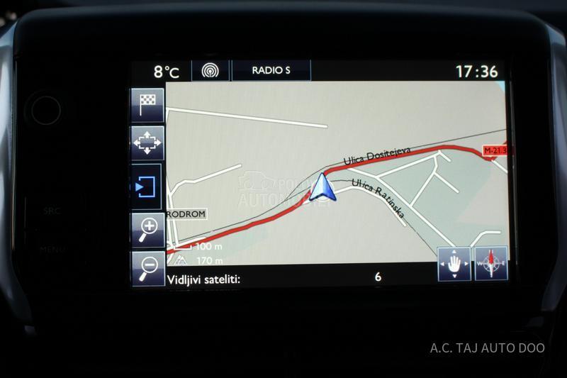 Peugeot 2008 1.2 110 CROSSWAY