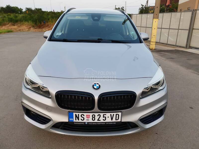 BMW 216 d CH