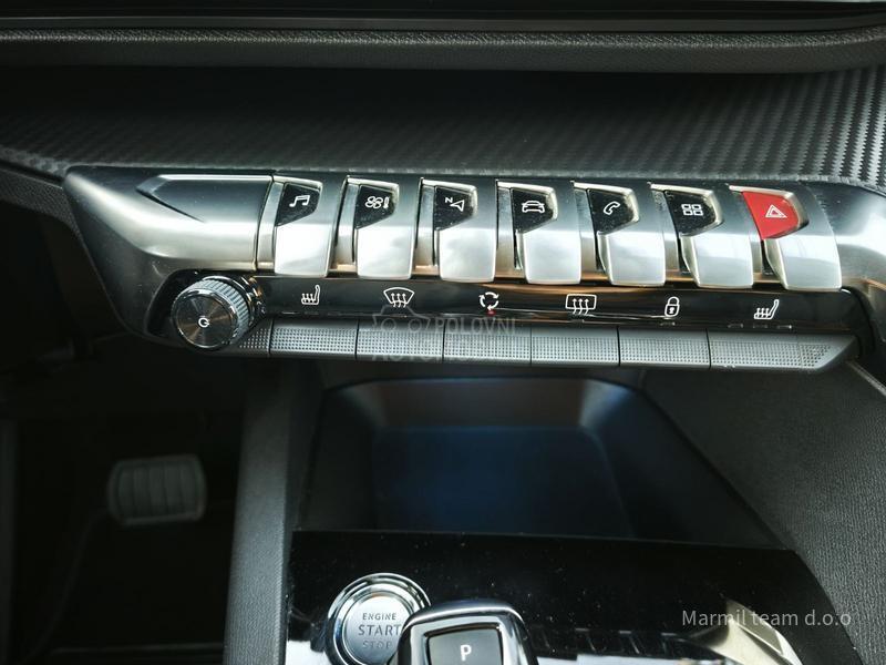 Peugeot 3008 1.2 Puretech Allure Peugeot 3008 1.2 Puretech Allure