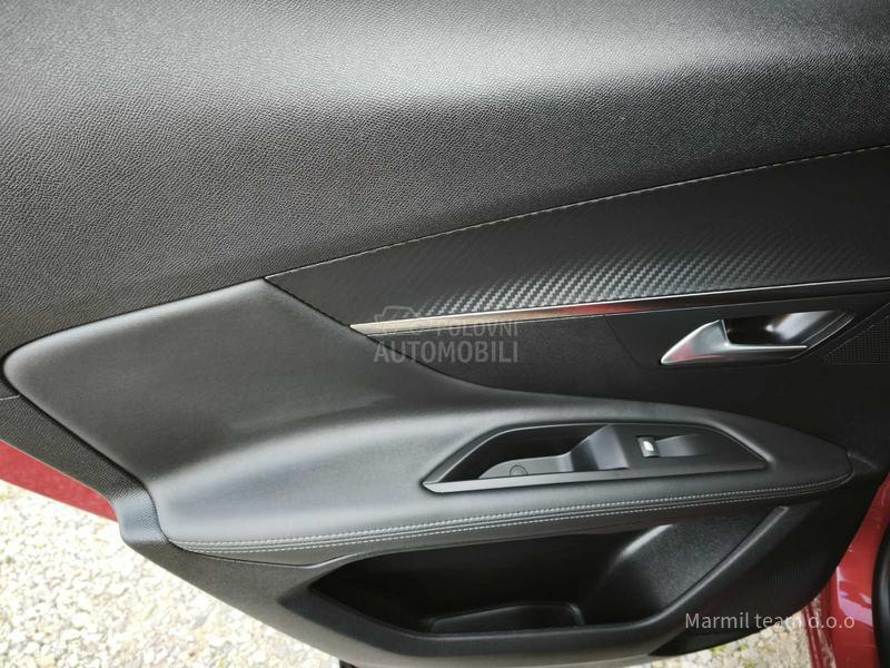 Peugeot 3008 1.2 Puretech Allure Peugeot 3008 1.2 Puretech Allure