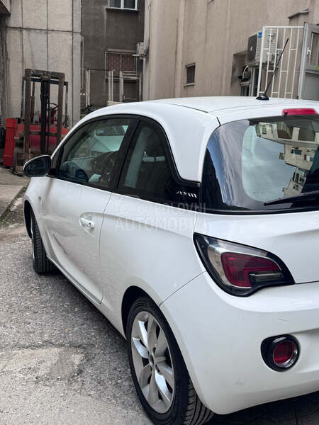 Opel Adam 1.2