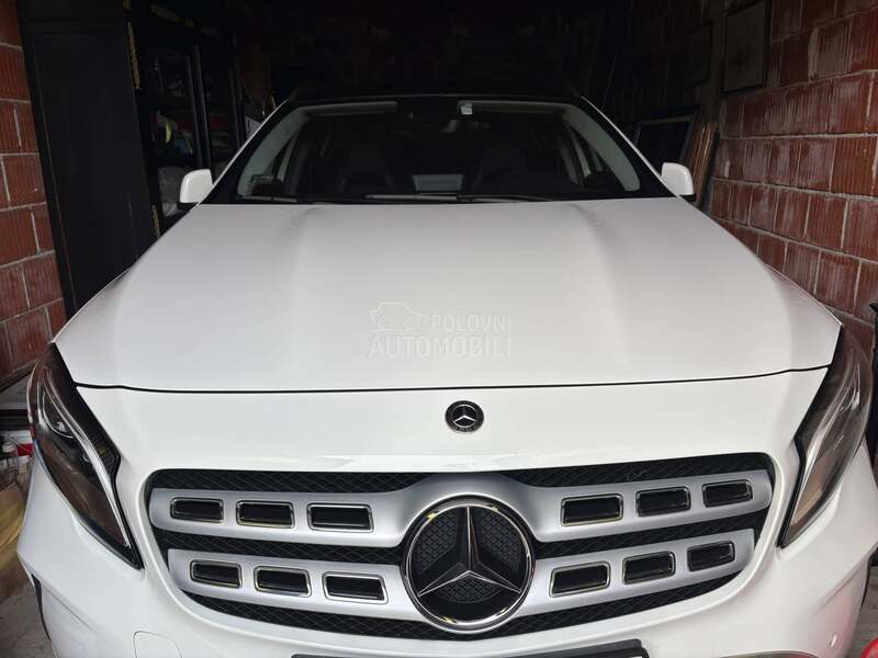 Mercedes Benz GLA 220 d 4matic Offroad