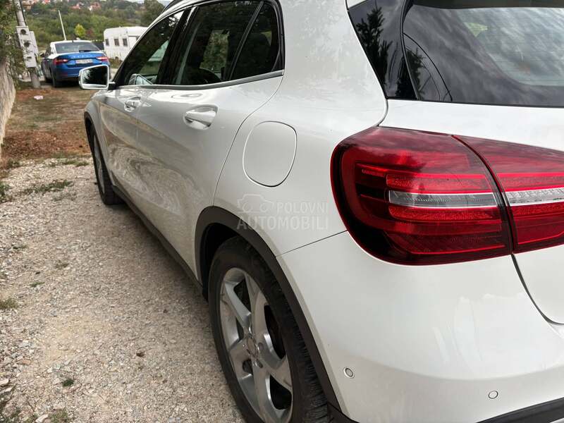 Mercedes Benz GLA 220 d 4matic Offroad