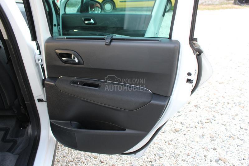 Peugeot 3008 1.6 HDI