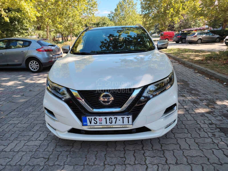 Nissan Qashqai 1.3DiG TDCT 160Tekna