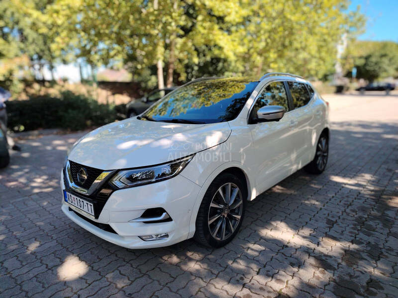 Nissan Qashqai 1.3DiG TDCT 160Tekna