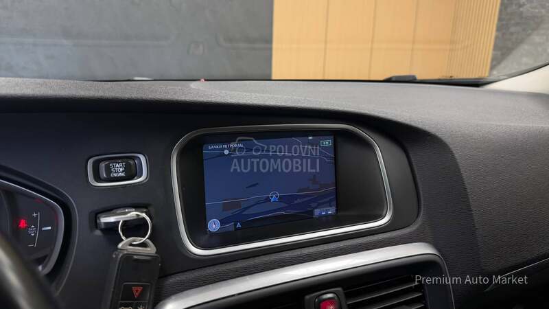 Volvo V40 //1.6 D2//KAM/FUL//