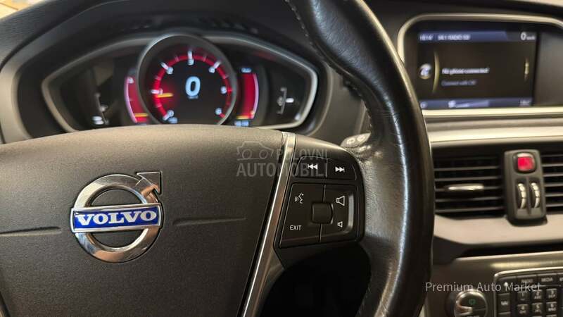 Volvo V40 //1.6 D2//KAM/FUL//