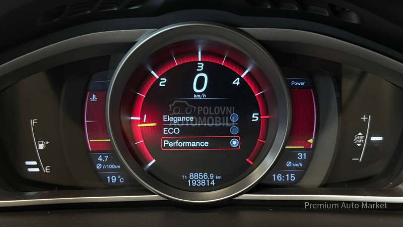 Volvo V40 //1.6 D2//KAM/FUL//
