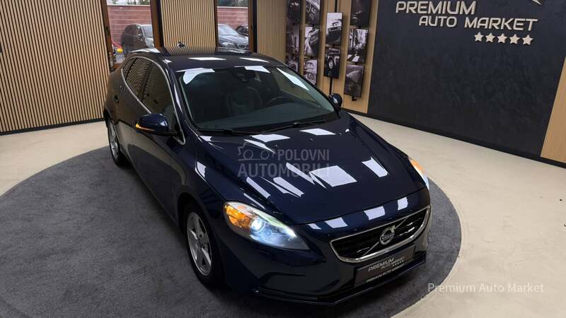 Volvo V40 //1.6 D2//KAM/FUL//