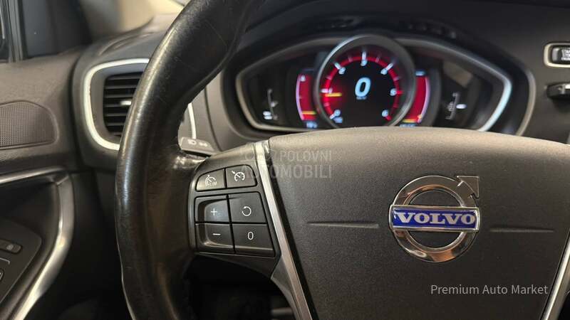 Volvo V40 //1.6 D2//KAM/FUL//