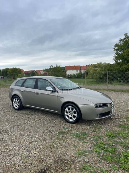 Alfa Romeo 159 
