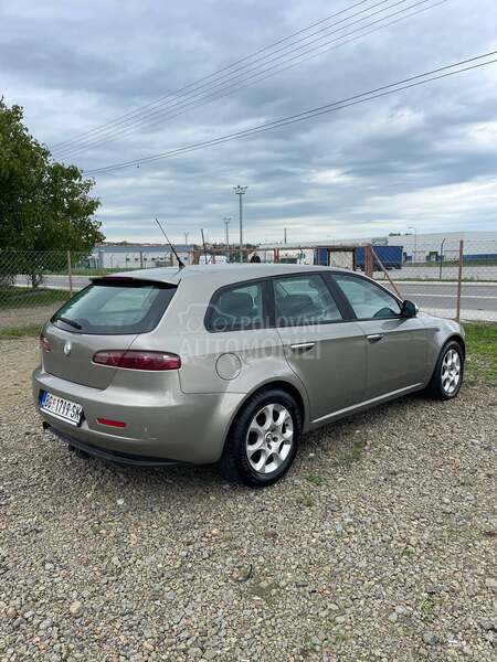 Alfa Romeo 159 