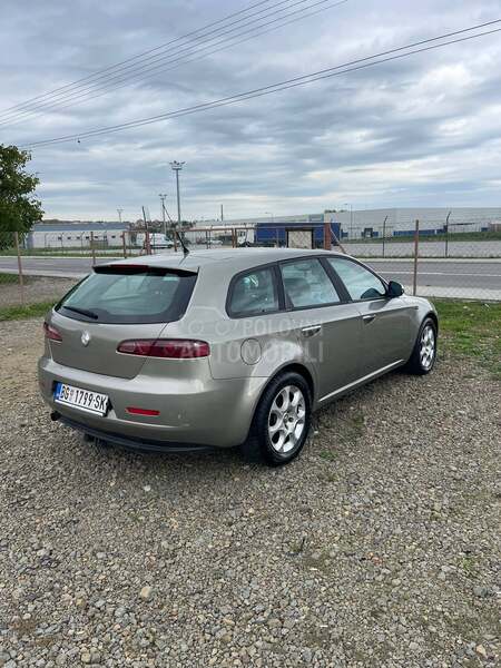 Alfa Romeo 159 