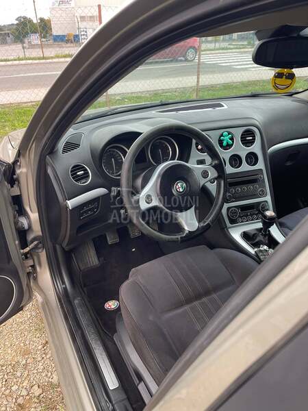 Alfa Romeo 159 