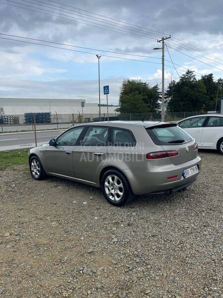 Alfa Romeo 159 