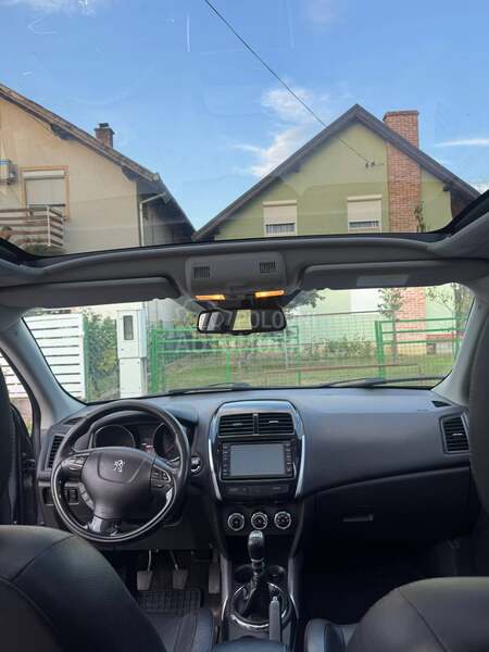 Peugeot 4008 1.6 Allure LED 4x4