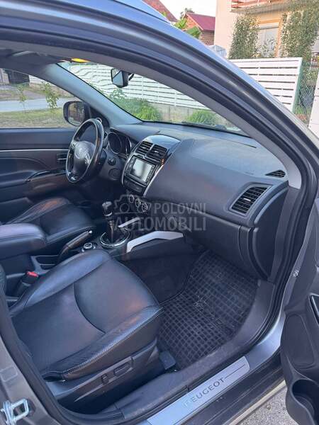 Peugeot 4008 1.6 Allure LED 4x4