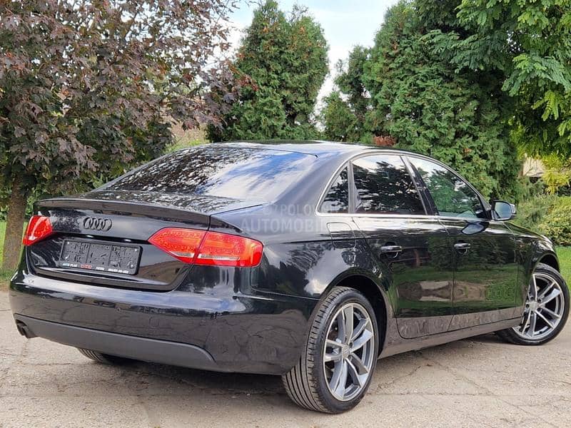 Audi A4 2.0TDI/XENON/LED/FUL Audi A4 2.0TDI/XENON/LED/FUL