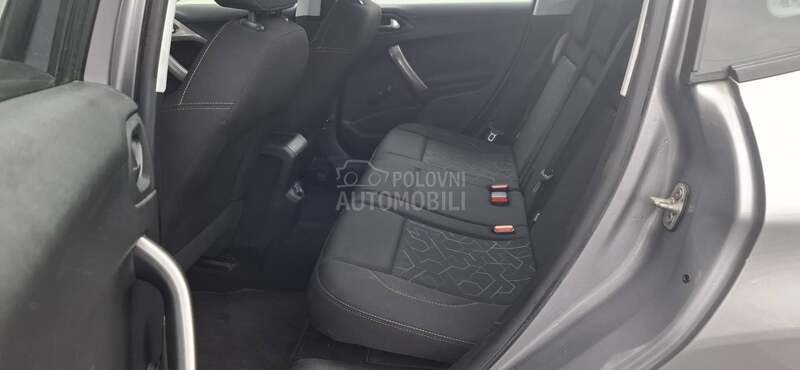 Peugeot 2008 1.2