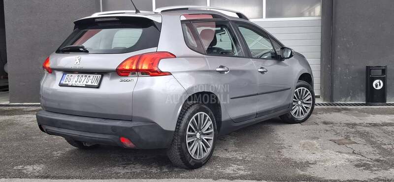 Peugeot 2008 1.2