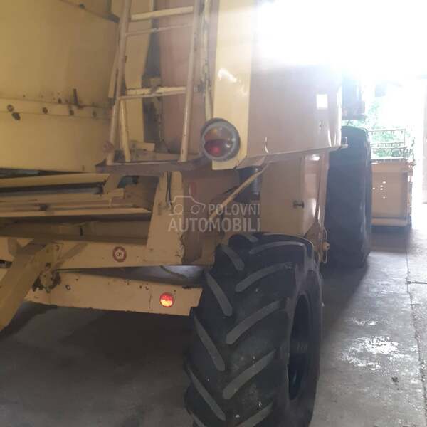New Holland TH34