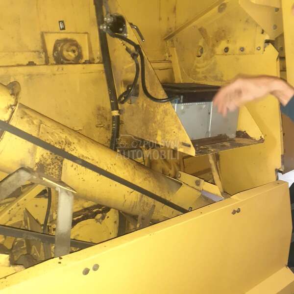 New Holland TH34