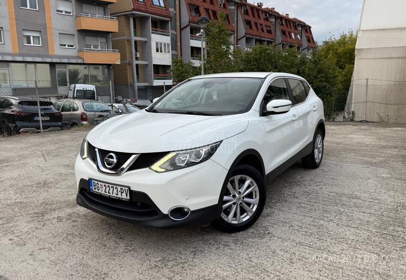 Nissan Qashqai TEKNA/LED/NAV/KAM