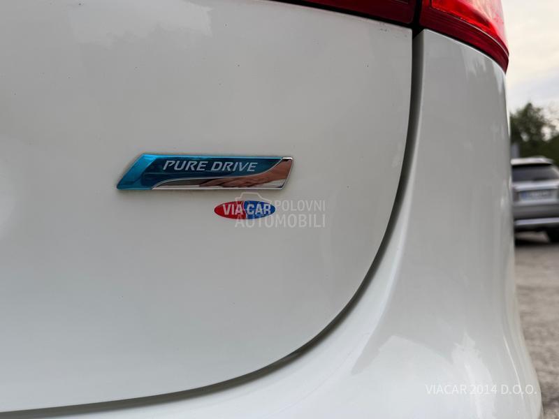 Nissan Qashqai TEKNA/LED/NAV/KAM