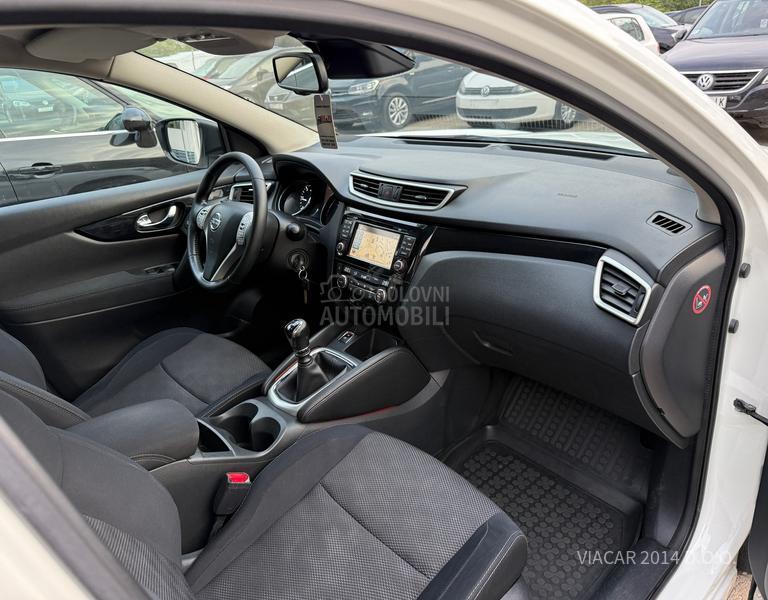 Nissan Qashqai TEKNA/LED/NAV/KAM