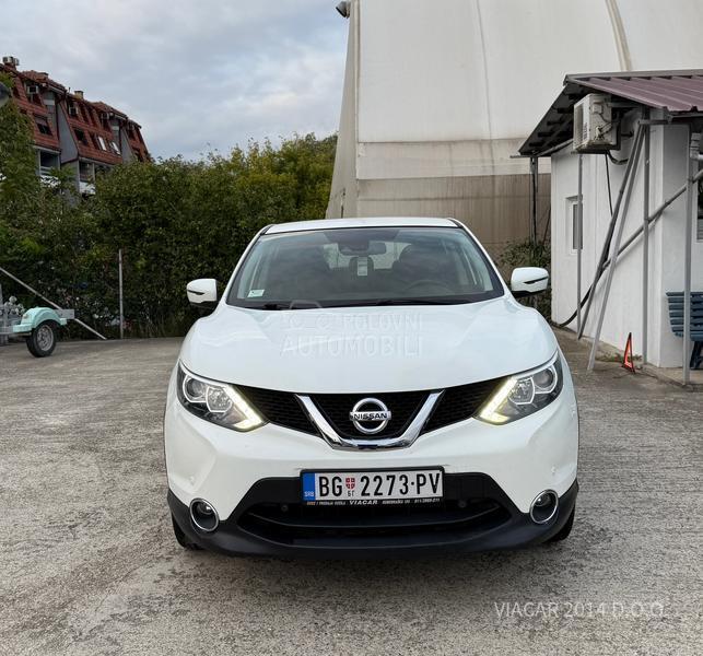 Nissan Qashqai TEKNA/LED/NAV/KAM