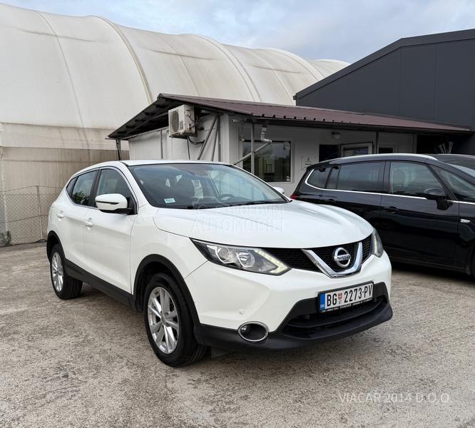 Nissan Qashqai TEKNA/LED/NAV/KAM