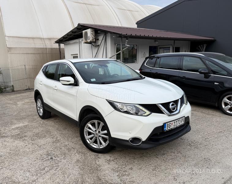 Nissan Qashqai TEKNA/LED/NAV/KAM