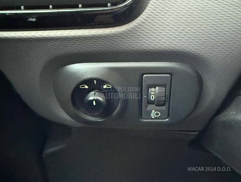 Citroen C4 Cactus SHINE LED/KAM/CH