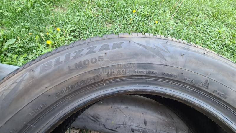Bridgestone 215/65 R17 Zimska