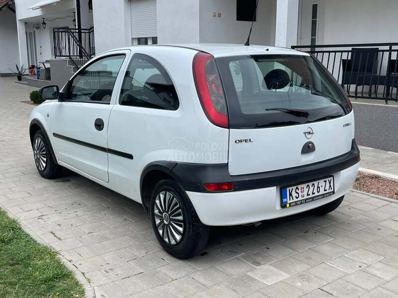 Opel Corsa C 1.0